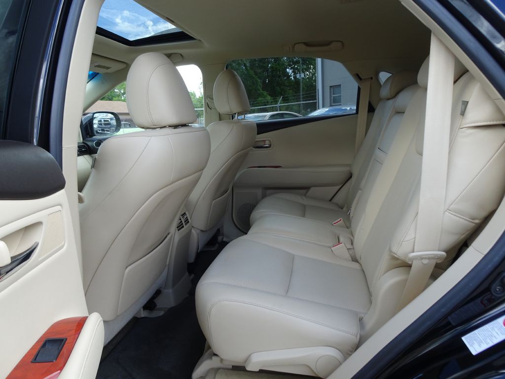 2010 Lexus RX Image 12