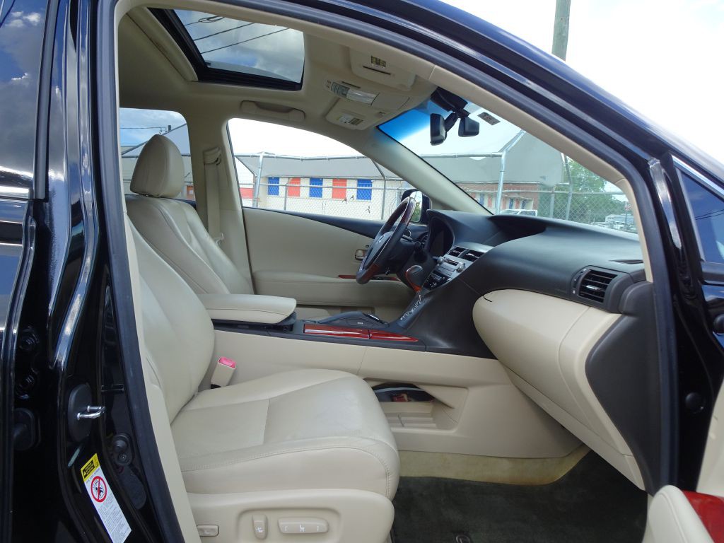 2010 Lexus RX Image 14