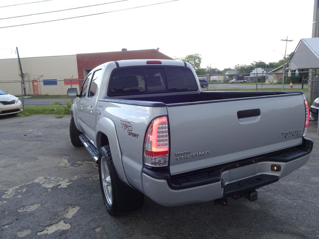 2005 Toyota Tacoma Image 8
