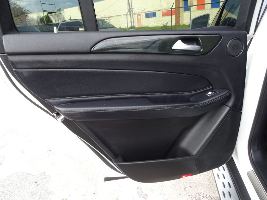 2017 Mercedes-Benz GLS-Class Image 14