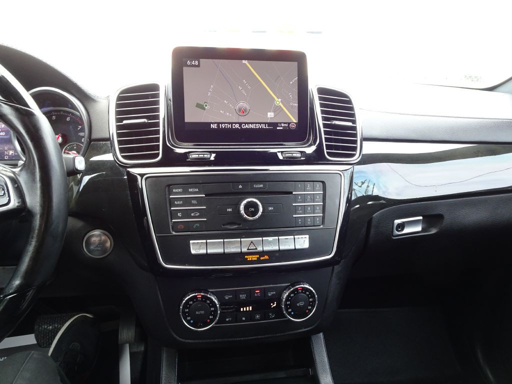 2017 Mercedes-Benz GLS-Class Image 27