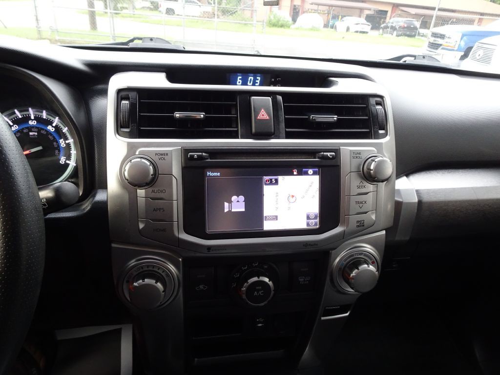 2014 Toyota 4Runner Image 24