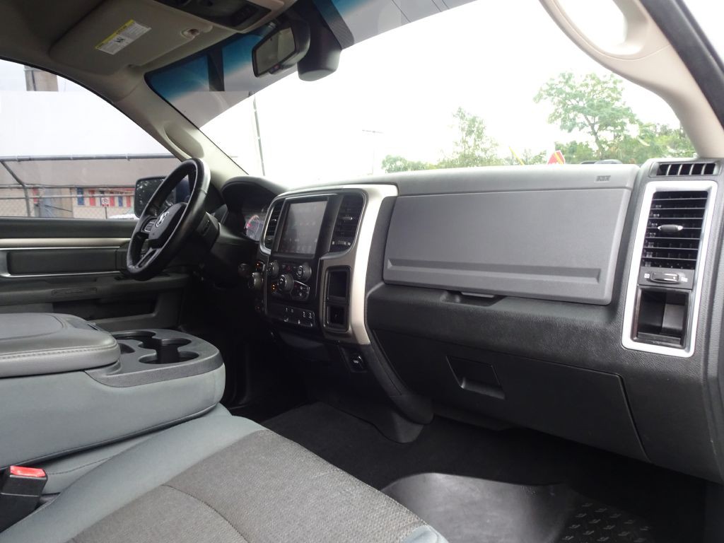 2015 RAM 1500 Image 15