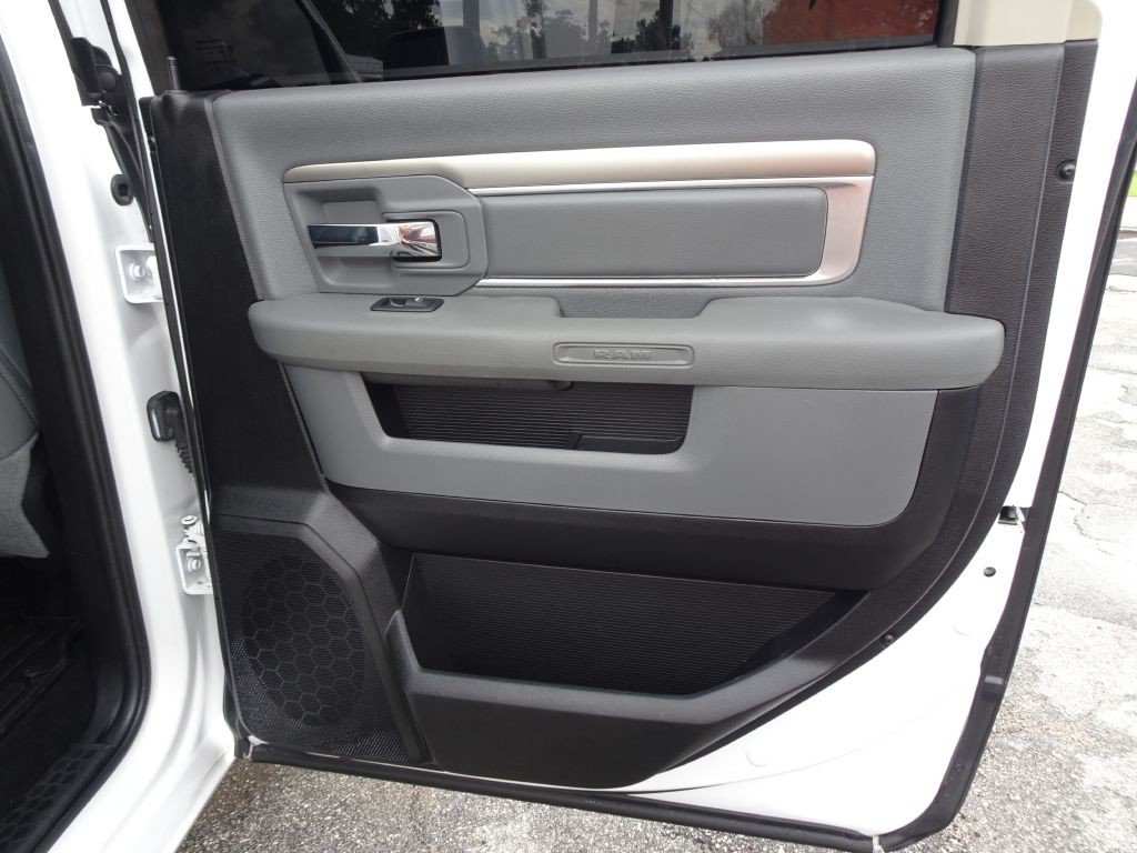 2015 RAM 1500 Image 19