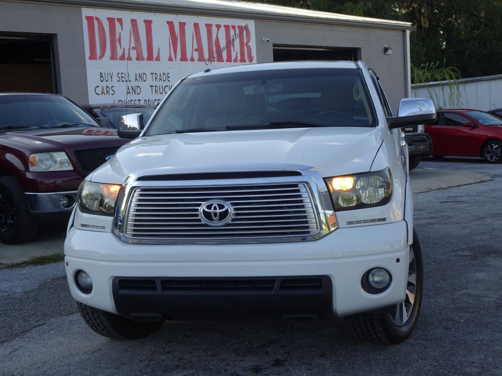 2010 Toyota Tundra Image 2