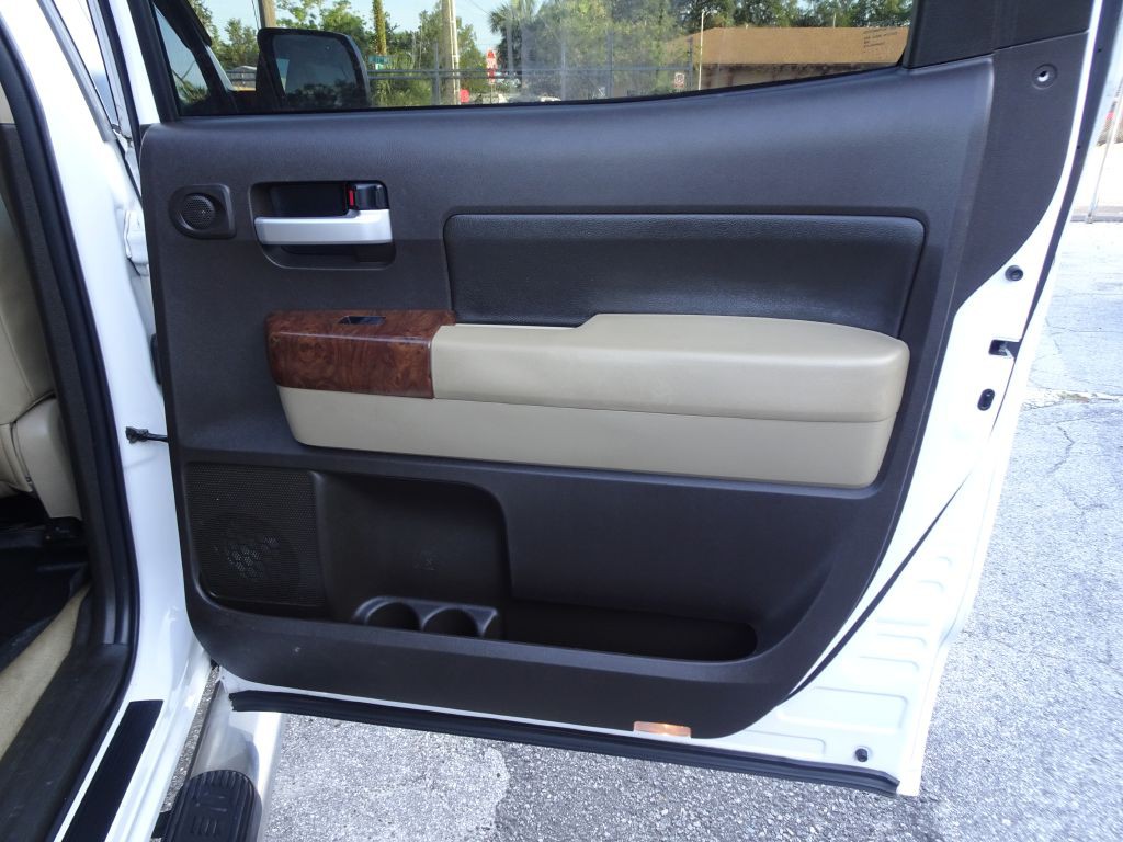 2010 Toyota Tundra Image 19