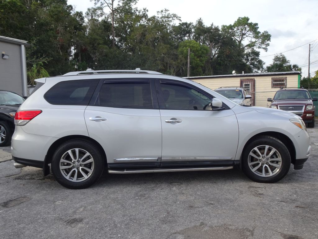 2014 Nissan Pathfinder Image 5
