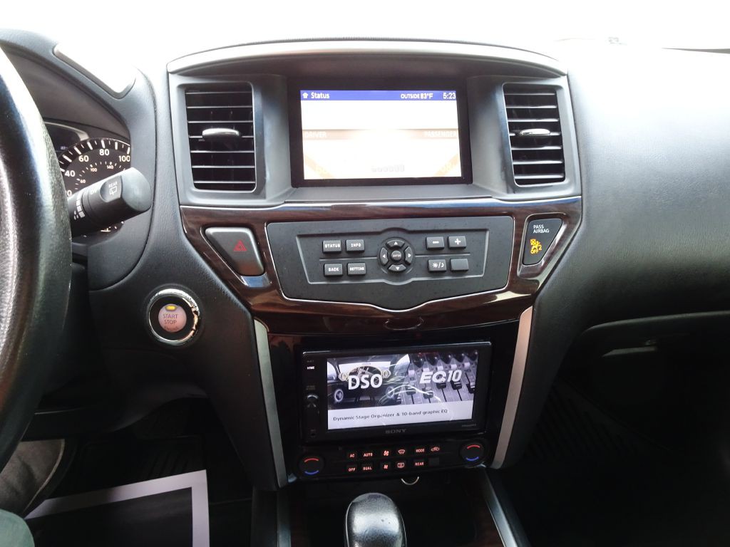 2014 Nissan Pathfinder Image 25