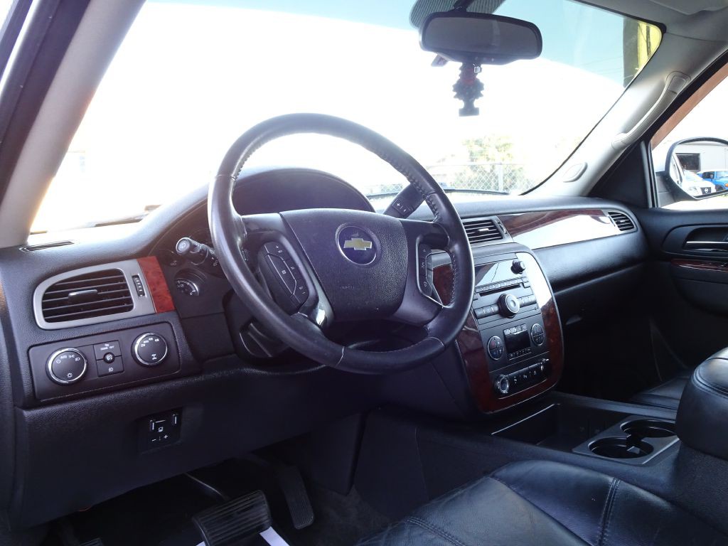 2010 Chevrolet Tahoe Image 19