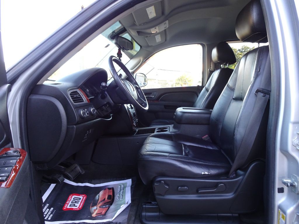 2010 Chevrolet Tahoe Image 20
