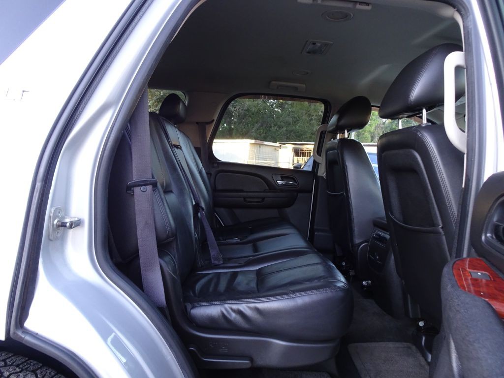 2010 Chevrolet Tahoe Image 27
