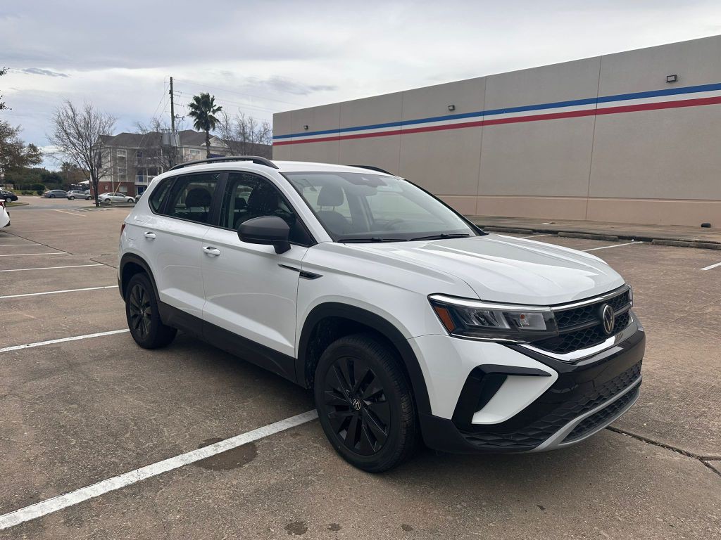 2024 Volkswagen Taos Image 8