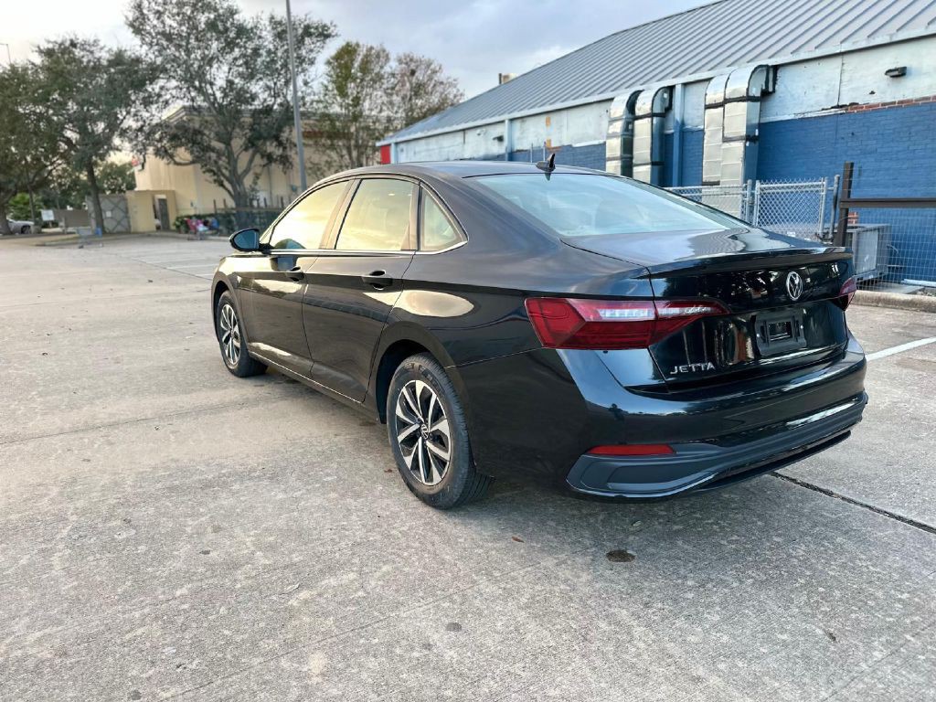 2024 Volkswagen Jetta Image 4
