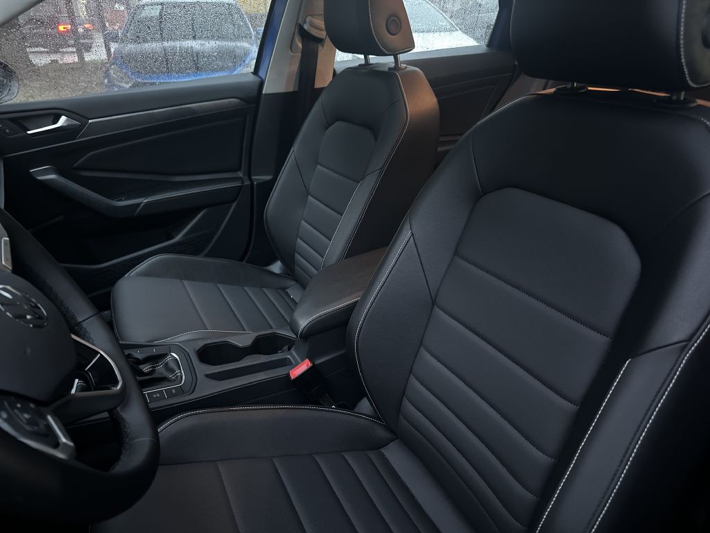 2024 Volkswagen Jetta Image 10