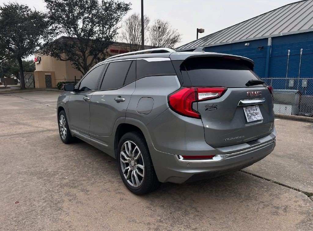 2023 GMC Terrain Image 4