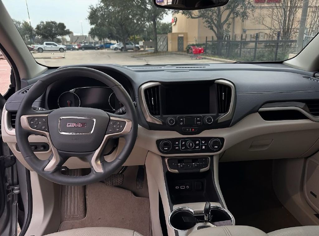 2023 GMC Terrain Image 13