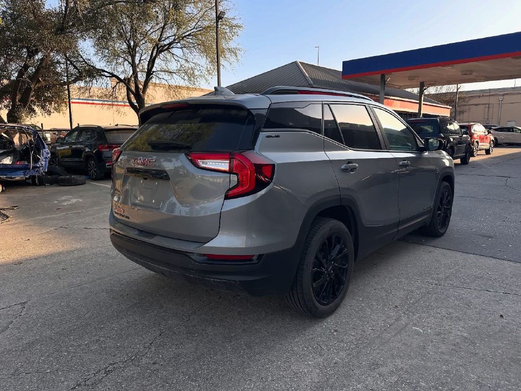 2024 GMC Terrain Image 5