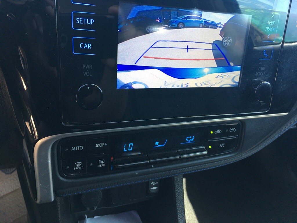 2017 Toyota Corolla Image 3