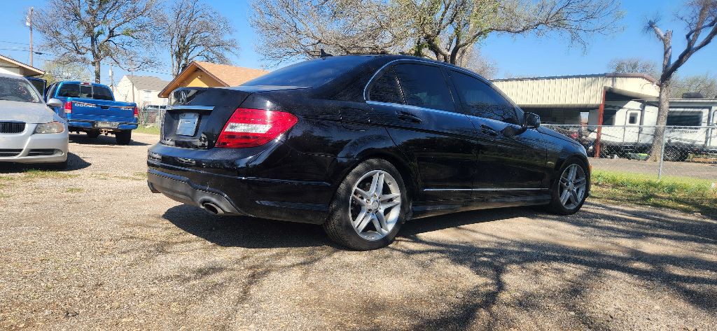 2012 Mercedes-Benz C-Class Image 8