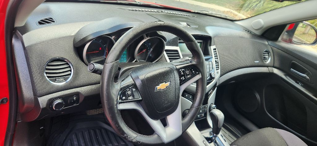 2014 Chevrolet Cruze Image 6