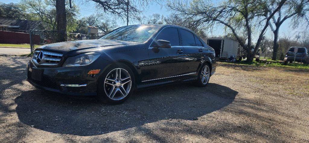 2012 Mercedes-Benz C-Class Image 4