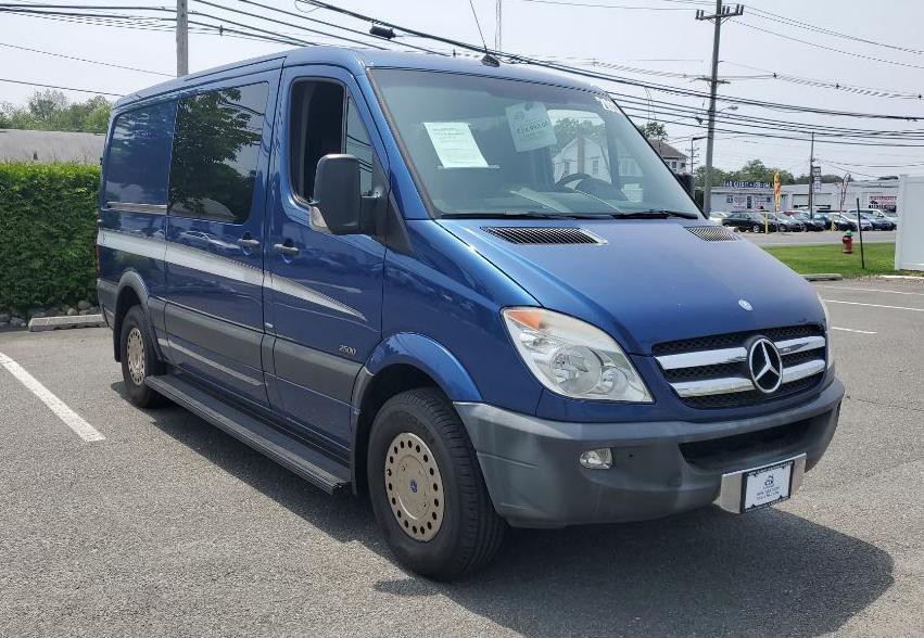 2012 Mercedes-Benz Sprinter Image 2
