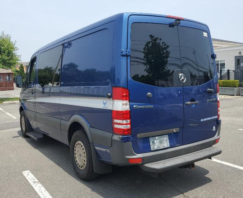 2012 Mercedes-Benz Sprinter Image 4