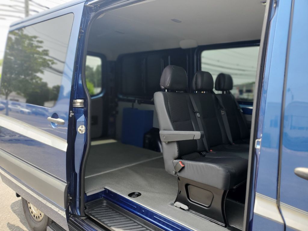 2012 Mercedes-Benz Sprinter Image 7