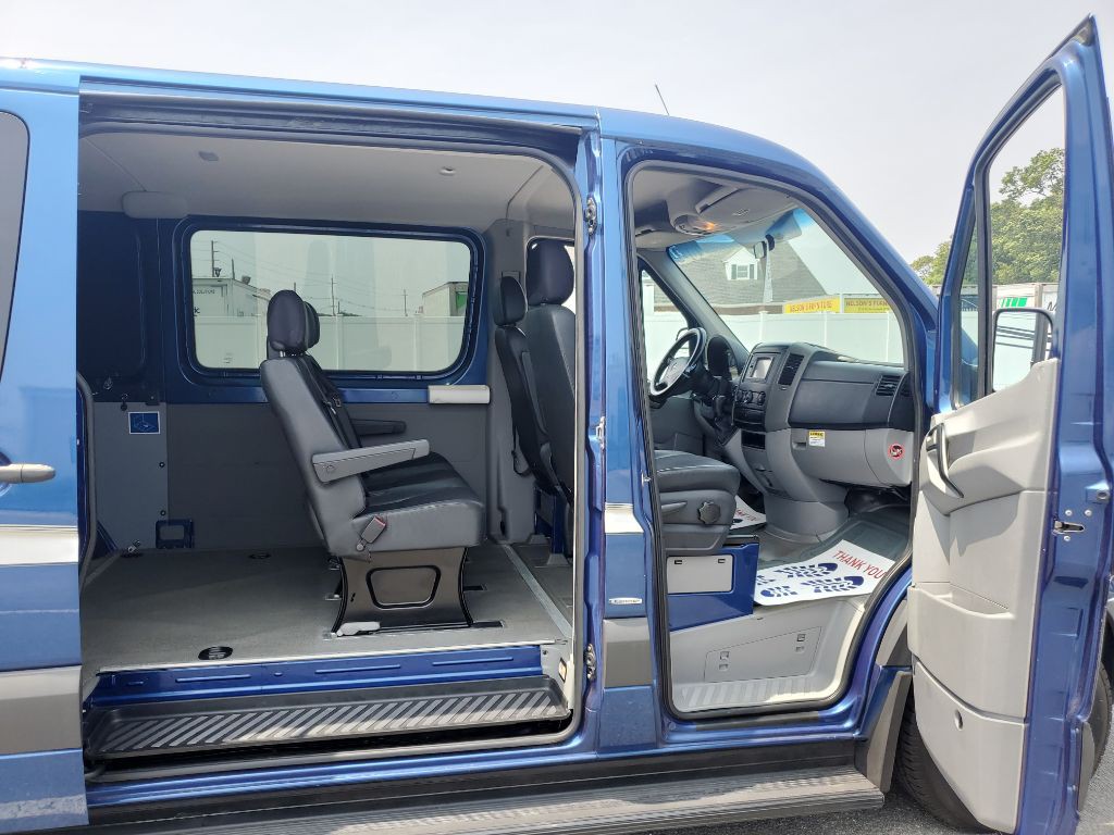 2012 Mercedes-Benz Sprinter Image 9