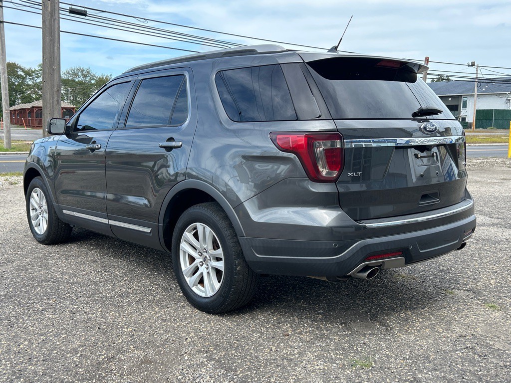 2018 Ford Explorer Image 4