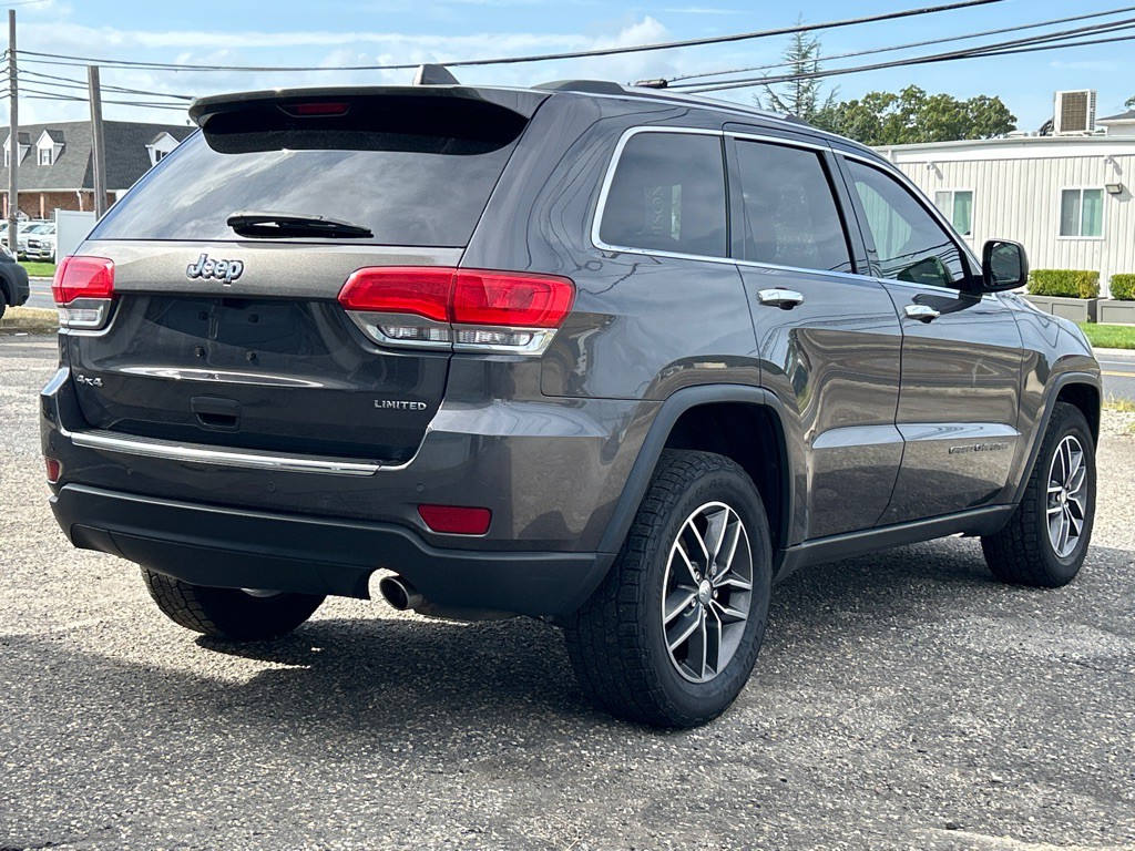 2017 Jeep Grand Cherokee Image 3