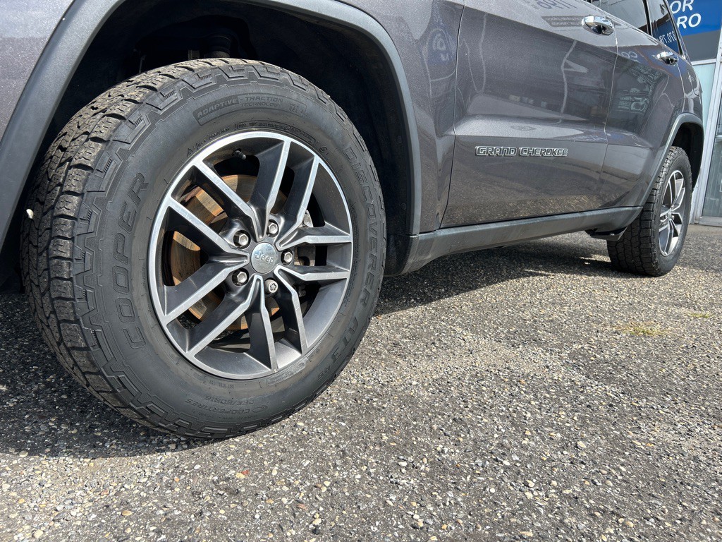 2017 Jeep Grand Cherokee Image 6