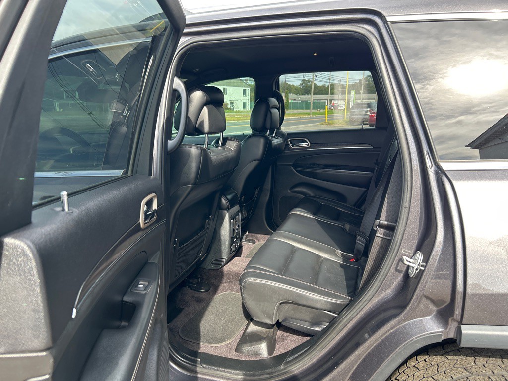 2017 Jeep Grand Cherokee Image 9