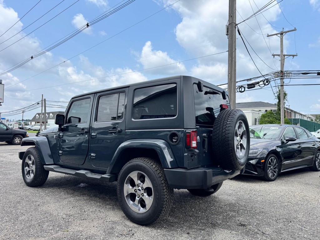 2016 Jeep Wrangler Image 3