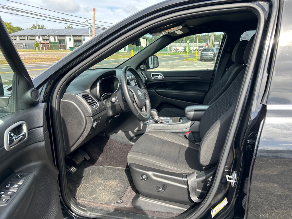 2019 Jeep Grand Cherokee Image 9