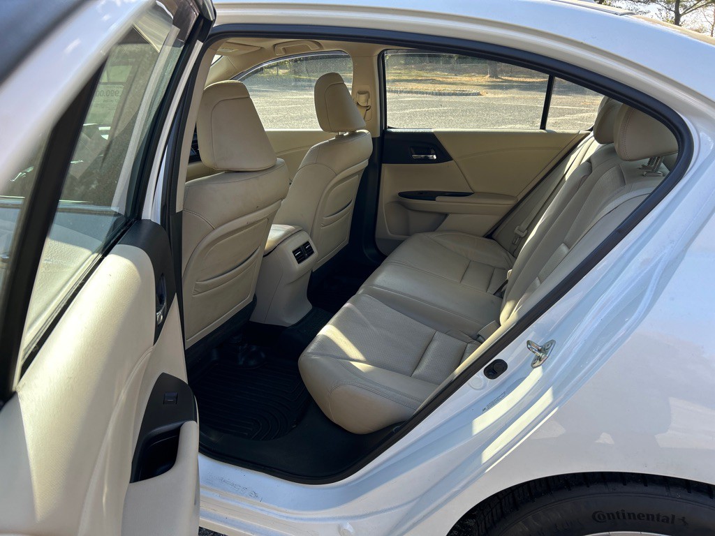 2014 Honda Accord Image 11