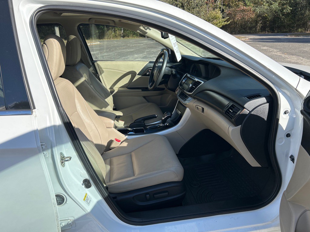2014 Honda Accord Image 13