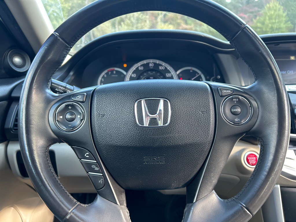2014 Honda Accord Image 17