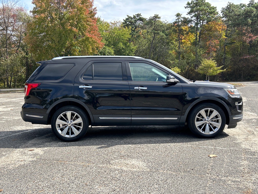 2019 Ford Explorer Image 4