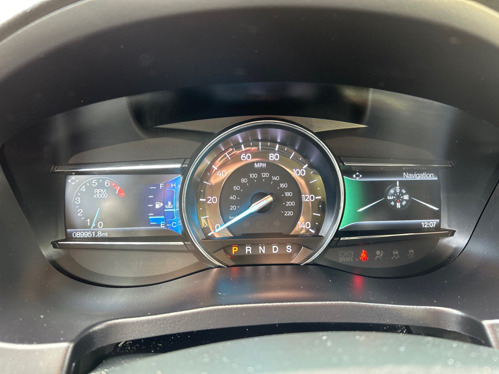 2019 Ford Explorer Image 36
