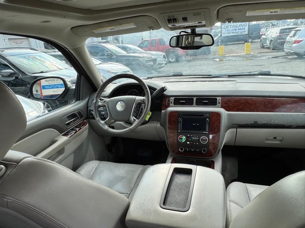 2011 Chevrolet Tahoe Image 7