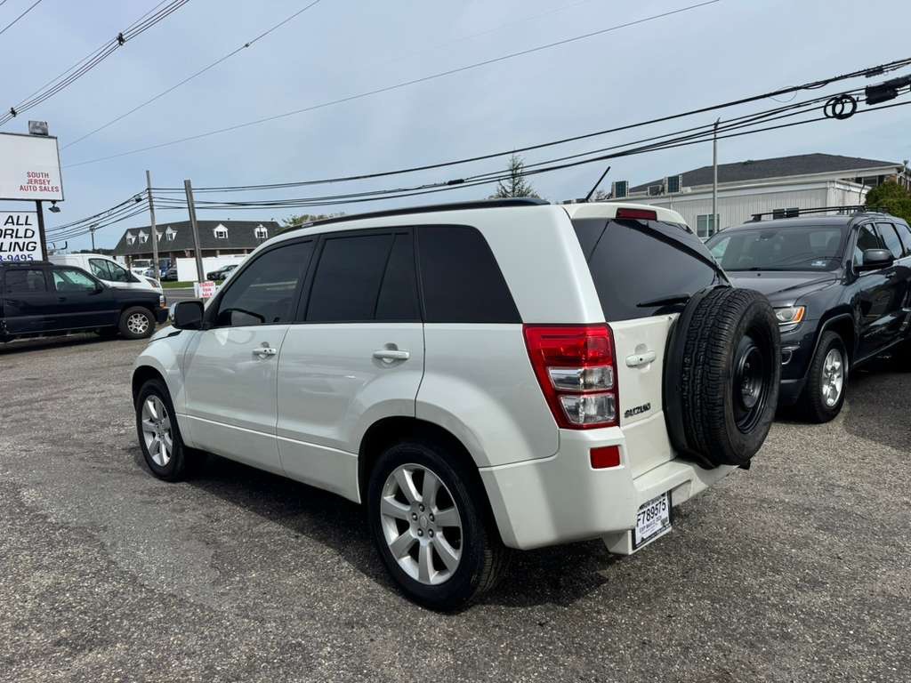 2012 Suzuki Grand Vitara Image 4