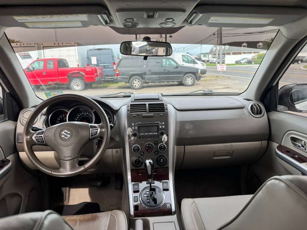 2012 Suzuki Grand Vitara Image 5
