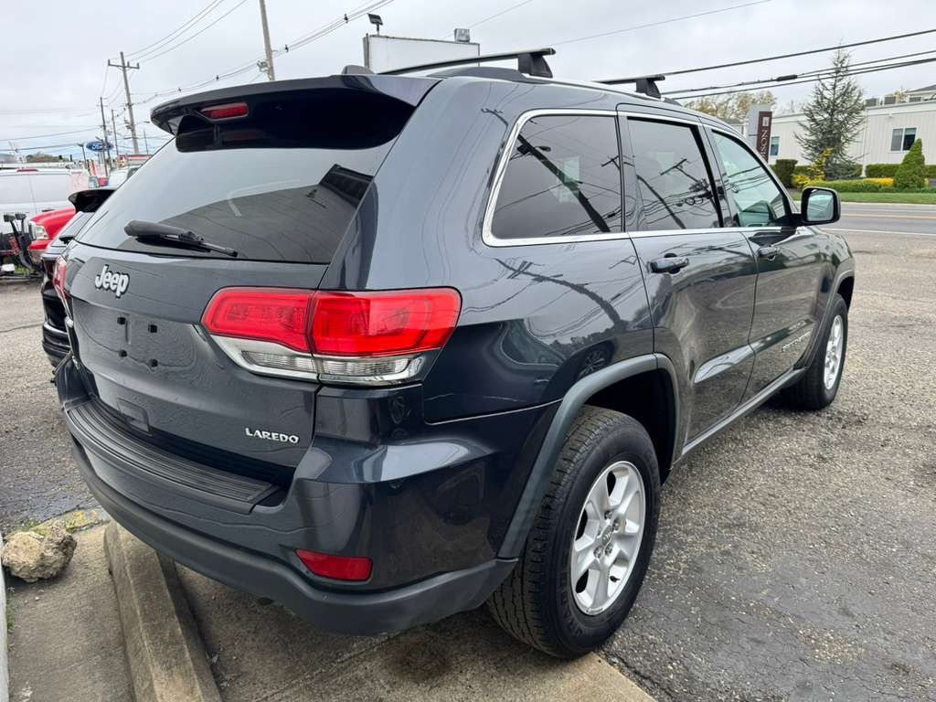2016 Jeep Grand Cherokee Image 2