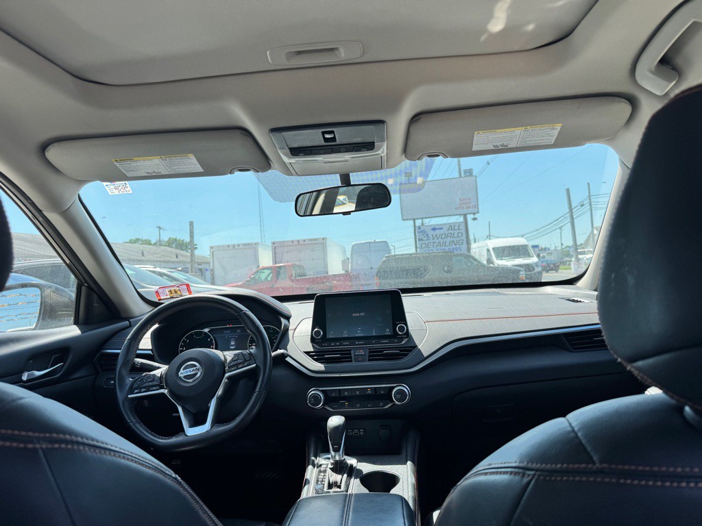 2019 Nissan Altima Image 3