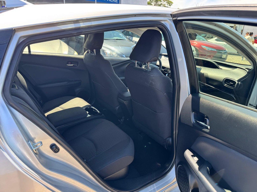 2017 Toyota Prius Image 5