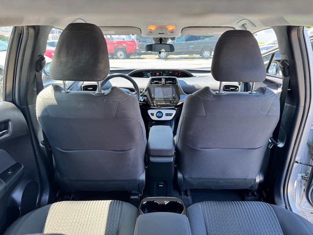 2017 Toyota Prius Image 6