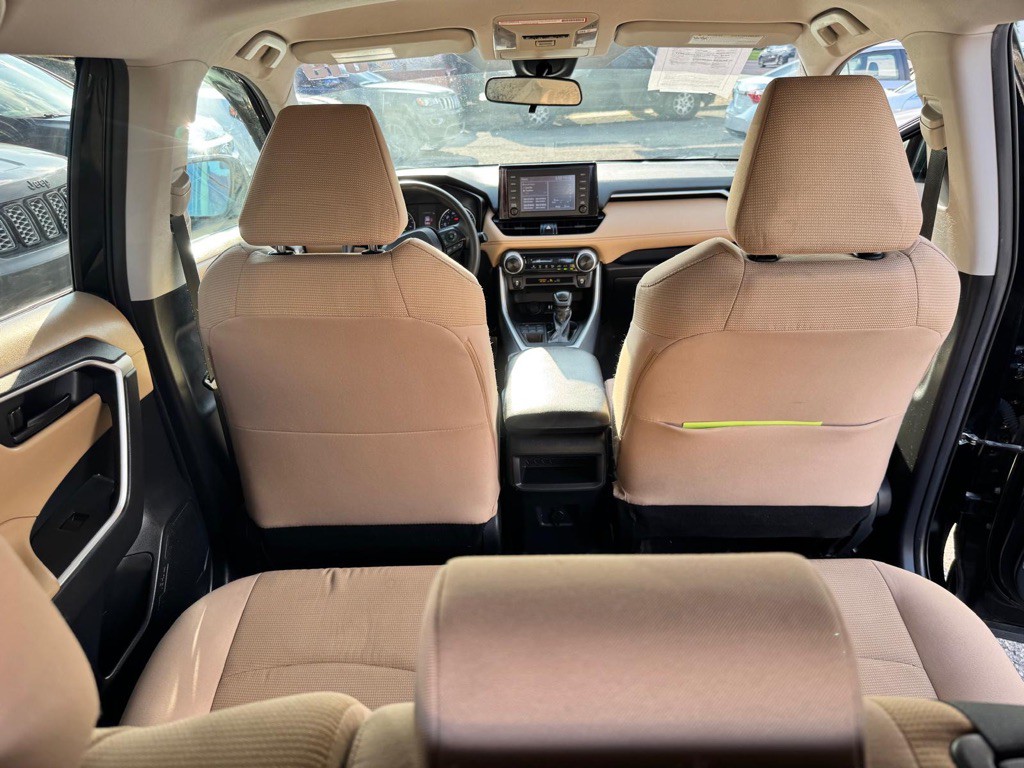 2019 Toyota Rav4 Image 9