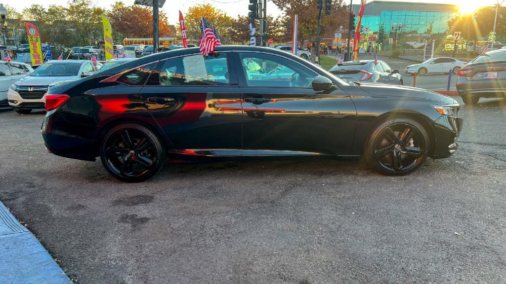 2019 Honda Accord Image 8