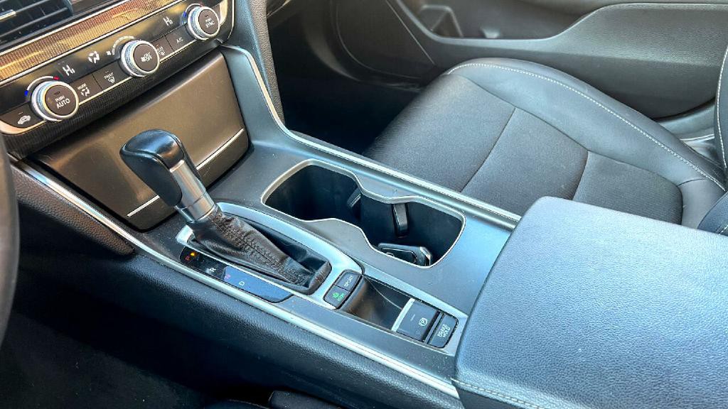 2019 Honda Accord Image 41